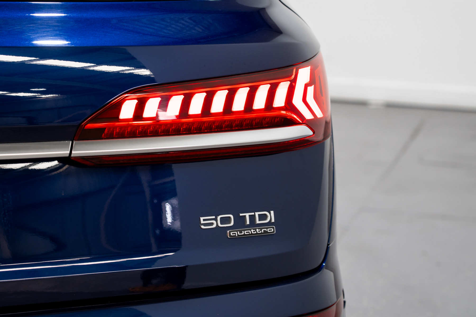 2021 Audi Q7 50 Tdi S Line Quattro Mhev SUV Image 11