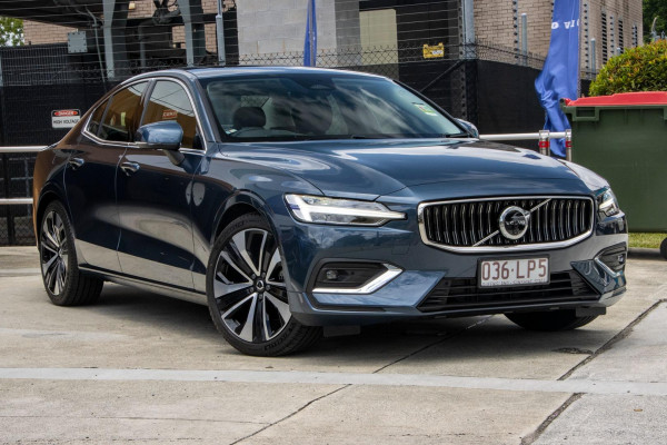 2024 Volvo S60  Ultimate B5 Bright Sedan