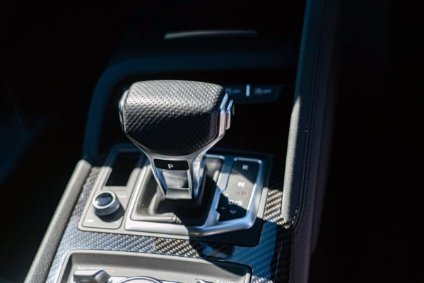 2018 Audi R8 V10 RWS  Coupe Image 15