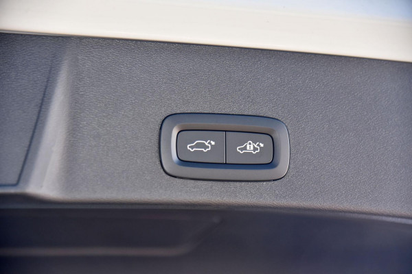 2026 MY27 Volvo EX40  Ultra Twin Motor Performance SUV Image 19