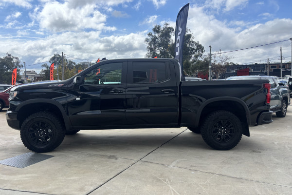 2025 Chevrolet Silverado T1 1500 ZR2 W/Tech Pack Ute Image 4