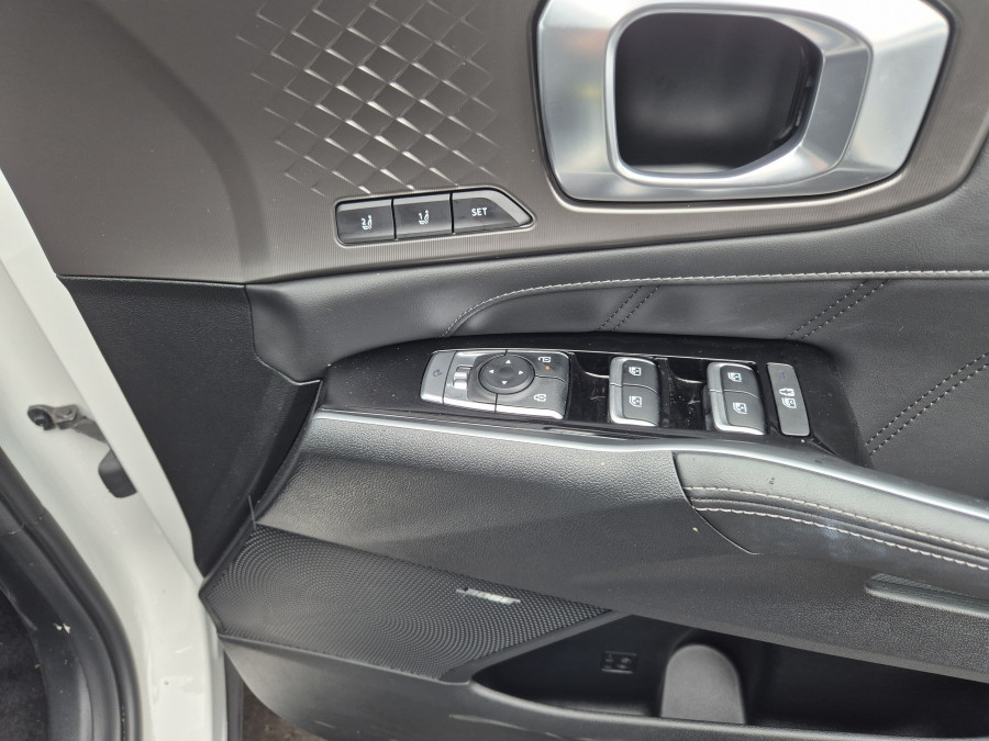 2024 MY25 Kia Sorento MQ4 PE HEV GT-Line SUV Image 20