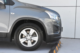 2014 Holden Trax TJ LS Suv Image 5