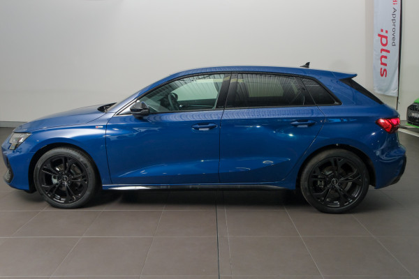 2026 Audi A3 GY TFSI 110kW S line Hatch image 3