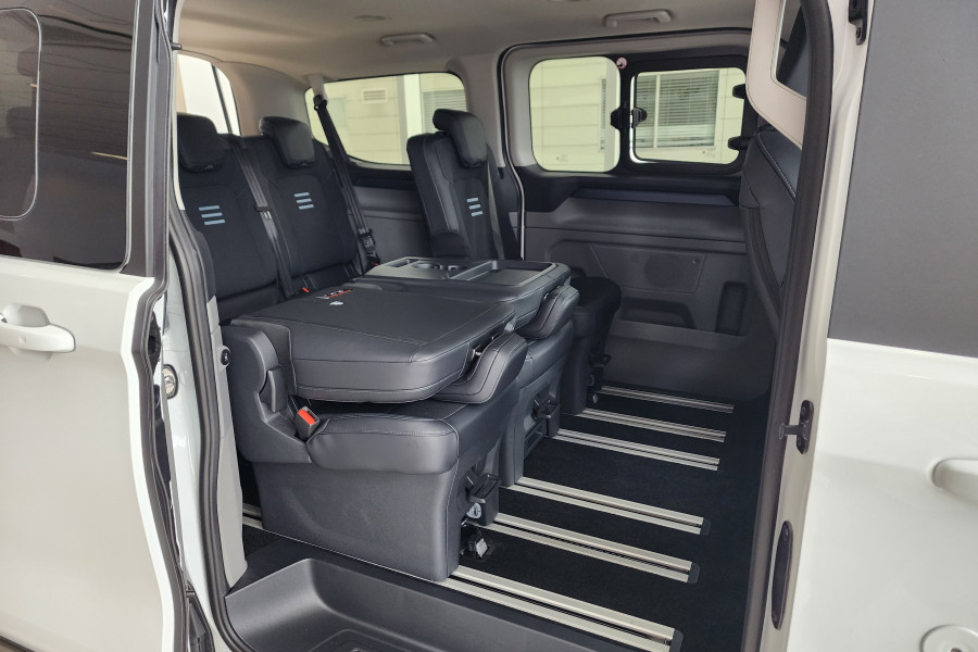 2024 MY24.5 Ford Tourneo AV Active People Mover Image 8