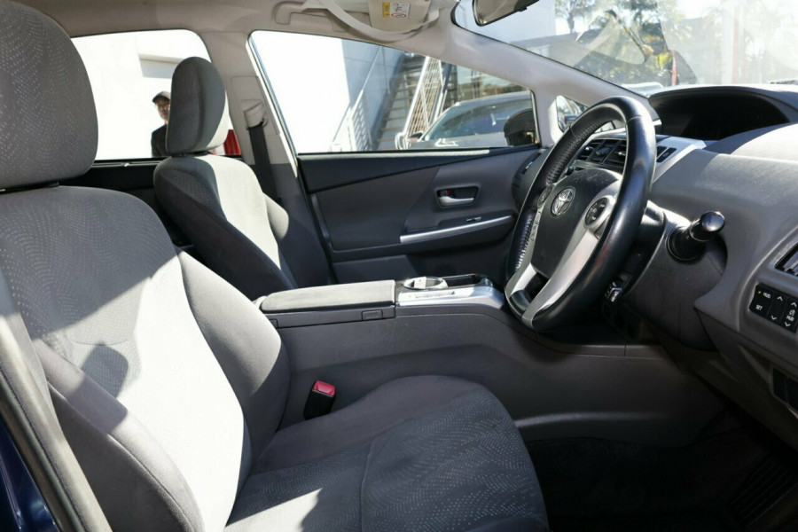 2013 Toyota Prius V ZVW40R  Wagon Image 8
