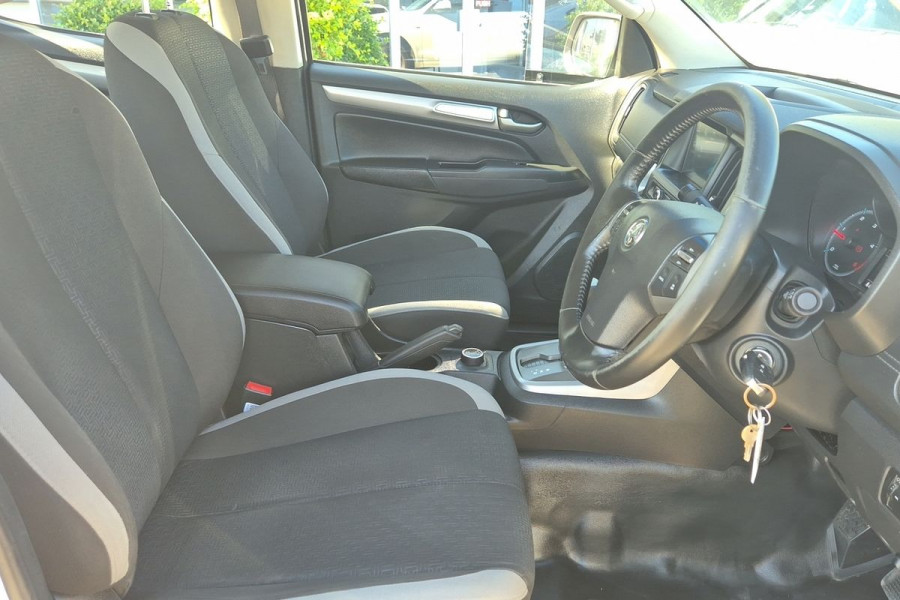 2019 Holden Colorado RG LS Crew Cab Chassis Image 9