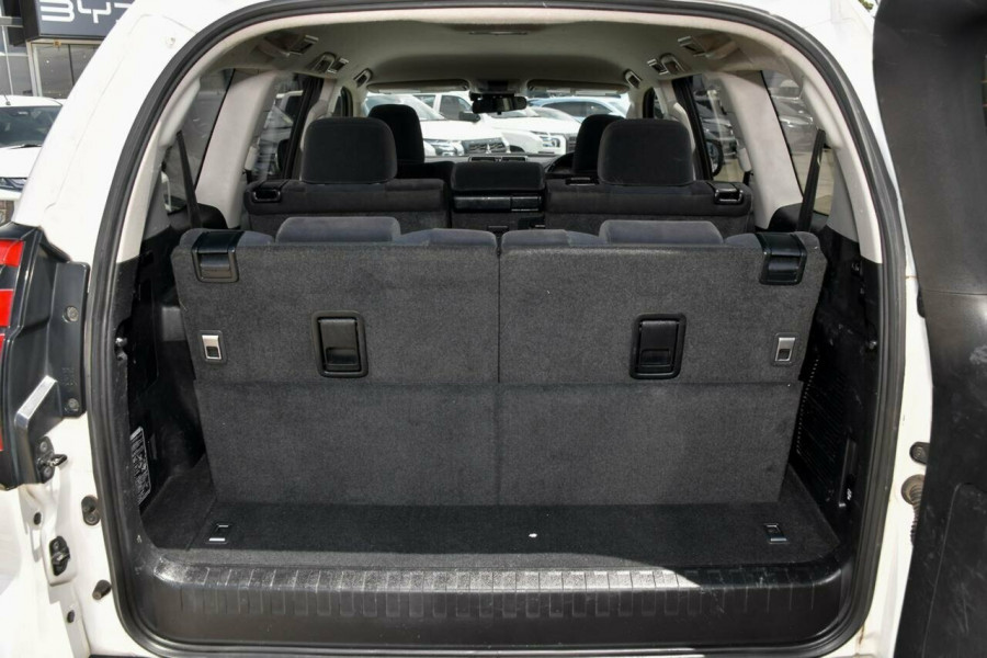2021 Toyota LandCruiser Prado GDJ150R GXL SUV Image 28