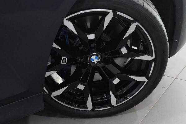 2025 BMW 3 Series G20 LCI II 330i M Sport Sedan image 7