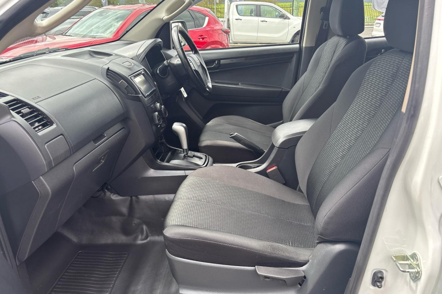 2018 Isuzu D-MAX  SX High Ride Ute Image 15