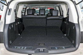 2024 Nissan Patrol Y62 Series 5 Ti-L SUV image 8