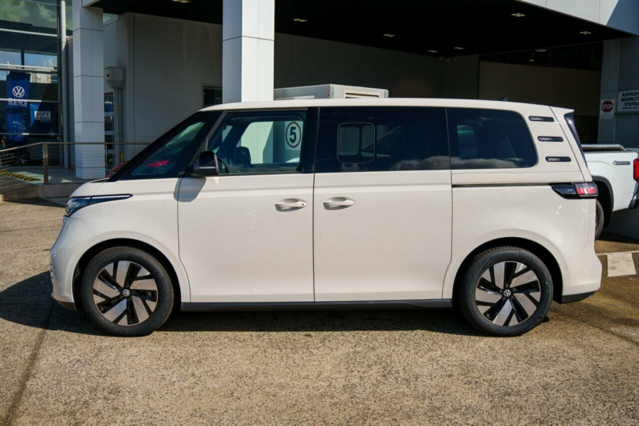 2025 Volkswagen ID. Buzz EB Pro BEV560 People Mover Image 4