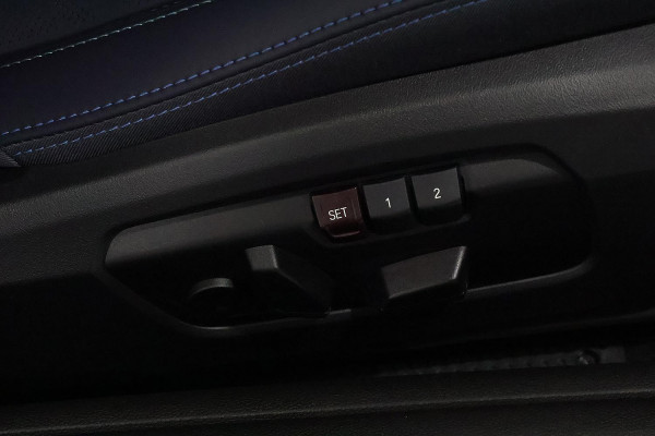 2025 MINI Cooper F65 S Favoured Hatch