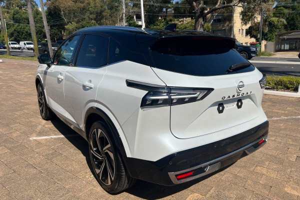 2024 MY25 Nissan QASHQAI J12 Ti-L SUV Image 5