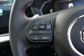 2024 MG MG5 AP32 Essence Sedan