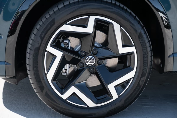 2026 Volkswagen Tiguan CT 150TSI R-Line SUV Image 23