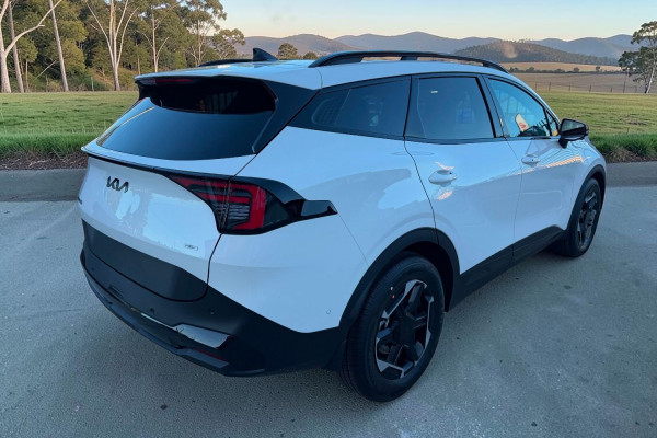 2026 MY27 Kia Sportage NQ5 PE HEV GT-Line SUV Image 3