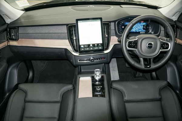 2025 MY26 Volvo XC90 L Series Ultra B5 Dark SUV Image 5