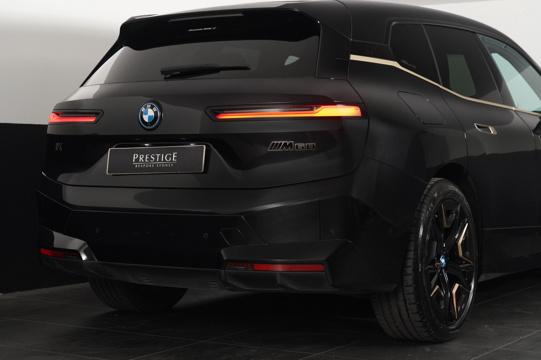 2022 BMW Ix M60 SUV Image 22