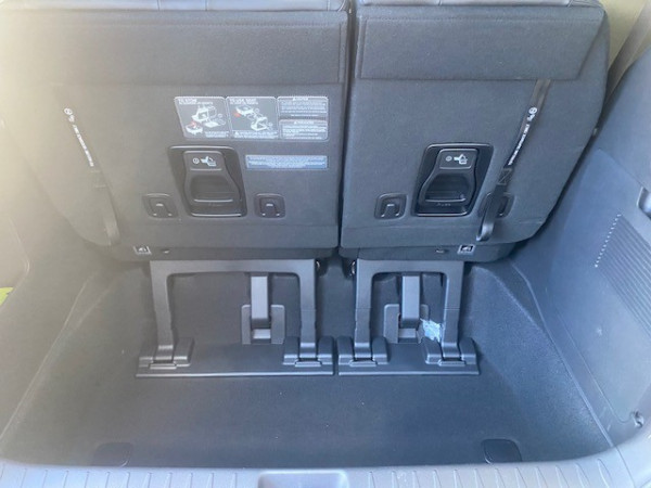 2026 MY25 Kia Carnival KA4 PE GT-Line People Mover image 4