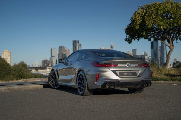2020 BMW M8 Competition Coupe Image 3