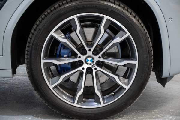 2022 BMW X4 xDrive30i M Sport SUV Image 5