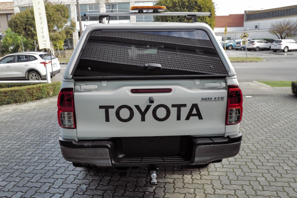 2022 Toyota HiLux GUN126R SR Ute Image 5