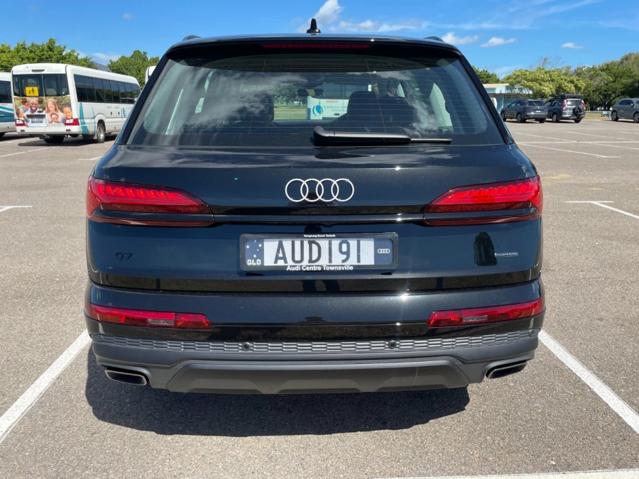 2025 Audi Q7 4M TDI 170kW SUV Image 6