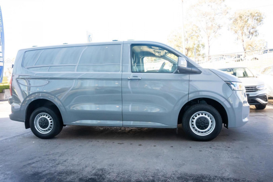 2026 MY25 Volkswagen Transporter NSN TDI 125kW Van Image 3
