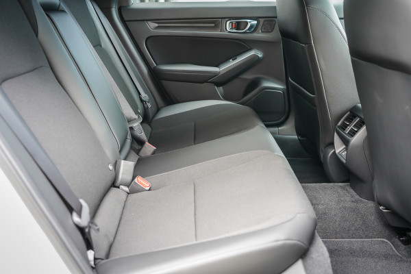 2024 MY25 Honda Civic 11th Gen e:HEV LX Hatch Image 27