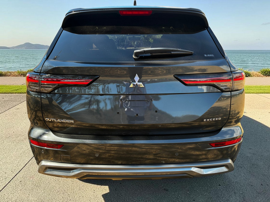 2025 Mitsubishi Outlander ZM Exceed Tourer SUV Image 5