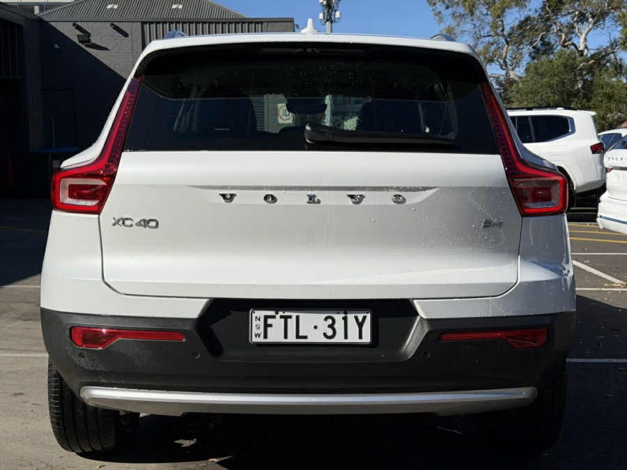 2026 Volvo XC40 XZ Plus B4 SUV Image 6