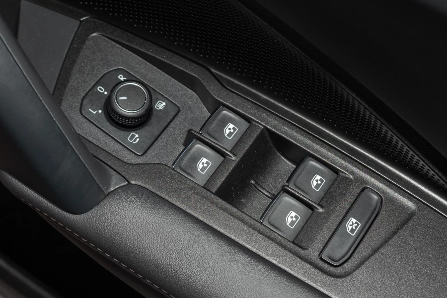 2025 Volkswagen Tiguan CT 150TSI R-Line SUV Image 20