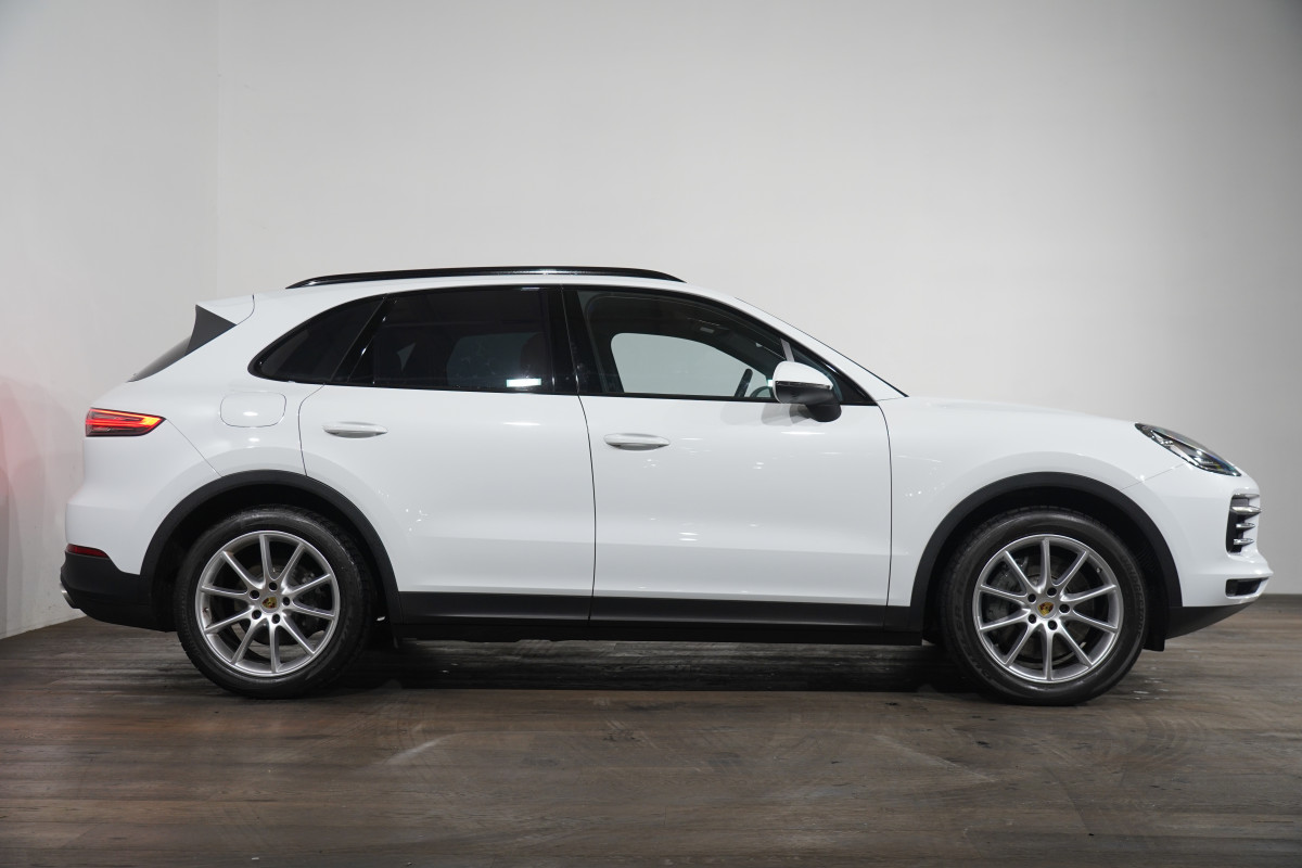 2019 Porsche Cayenne S SUV Image 4