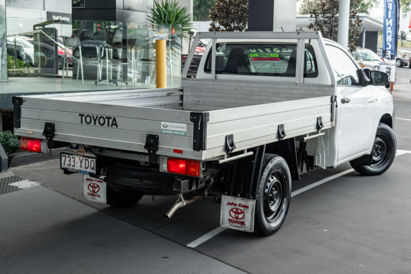 2018 Toyota HiLux  WorkMate Single Cab Cab Chassis Image 2