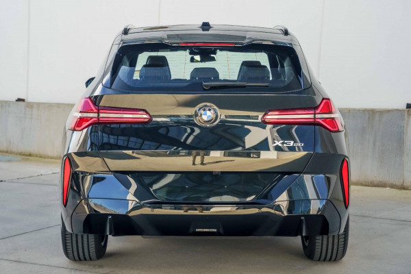 2025 BMW X3 G45 20 xDrive SUV image 3