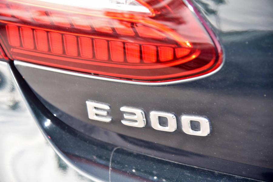 2020 Mercedes-Benz E-Class C238 E300 Coupe Image 21
