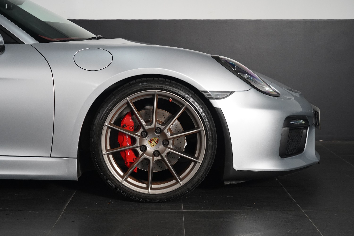 2016 Porsche Boxster Spyder Convertible Image 17