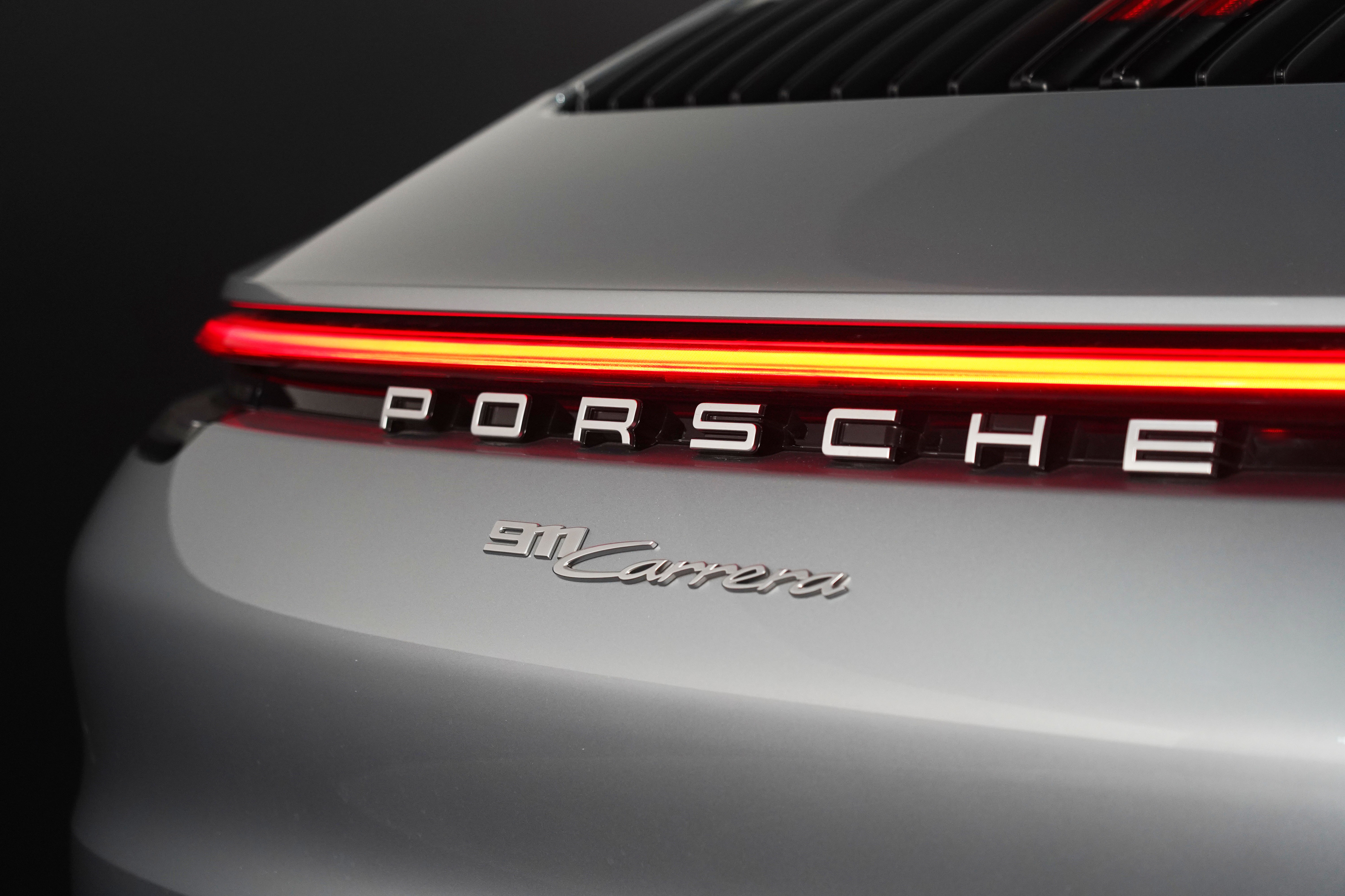 2020 Porsche 911 Carrera Coupe Image 21
