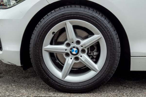 2017 BMW 1 Series 118i Sport Line Hatch Image 22