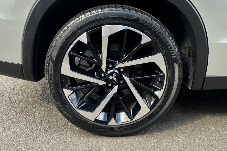 2022 MY22.5 Mitsubishi Outlander ZM Aspire SUV Image 14