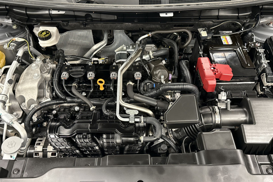 2021 MY22 Mitsubishi Outlander ZM ES SUV Image 11