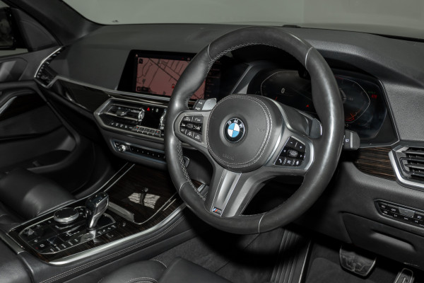 2019 BMW X5 xDrive30d M Sport SUV Image 15