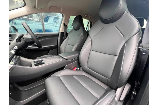 2026 MG MG4 EV Urban AH4E Essence 54 Hatch Image 4