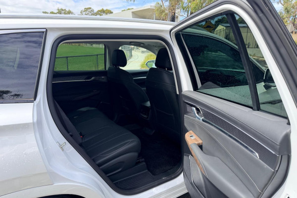 2025 MG QS IS31 Essence SUV Image 9