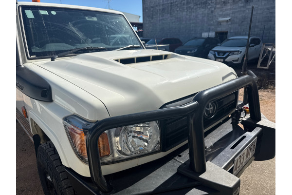 2023 Toyota LandCruiser VDJ79R WorkMate Cab Chassis Image 5