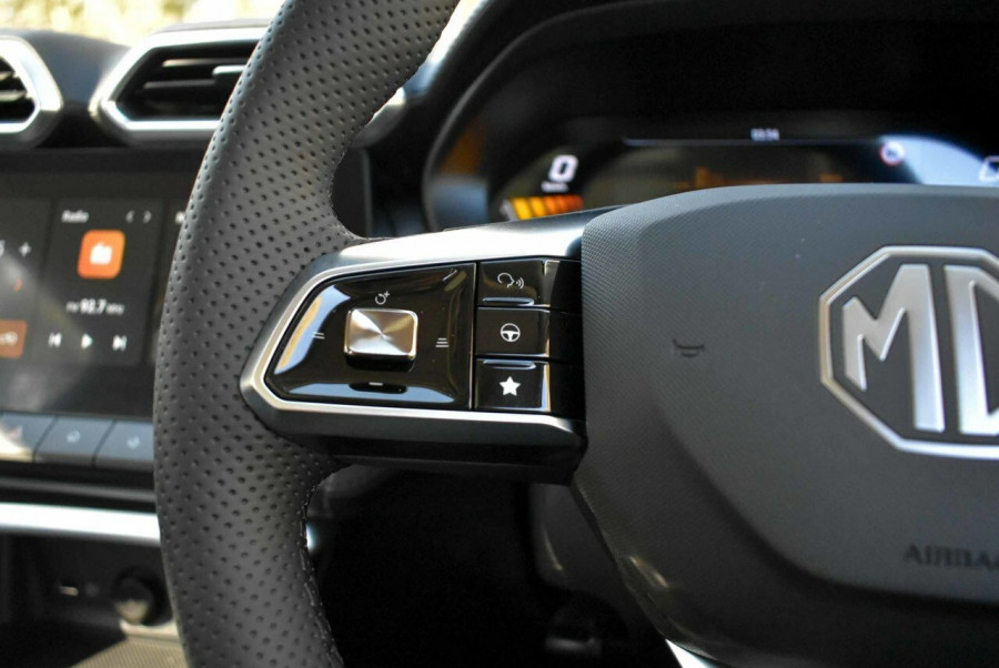 2025 MG ZS ZS32 Essence SUV Image 9