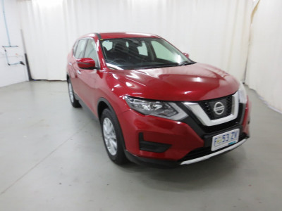 Nissan X-Trail ST