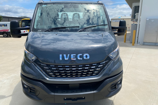 2021 MY20 Iveco Daily Cab chassis Image 4