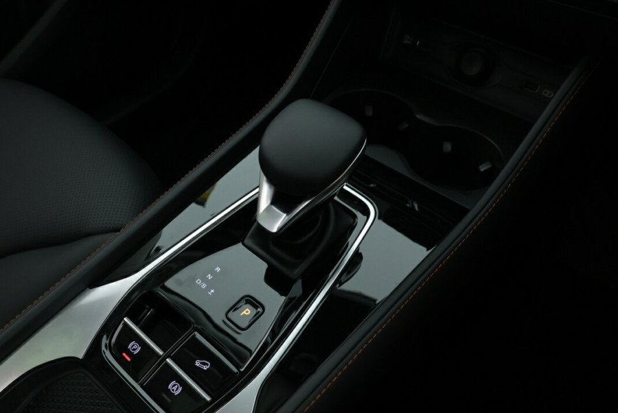 2024 MY25 MG HS AS33 Essence SUV Image 24